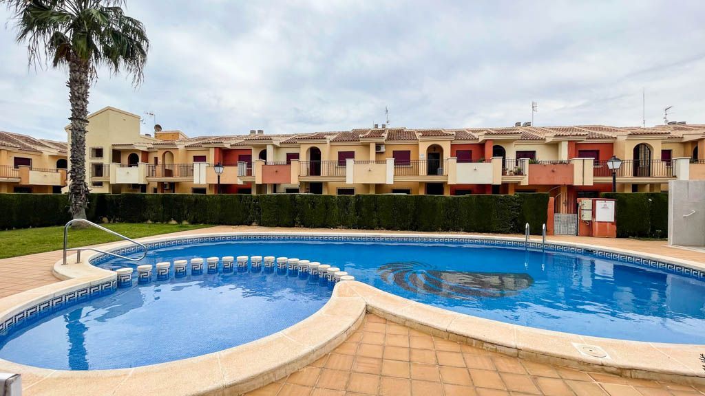 Bungalow in Torrevieja, Urb. Club Salino, for sale