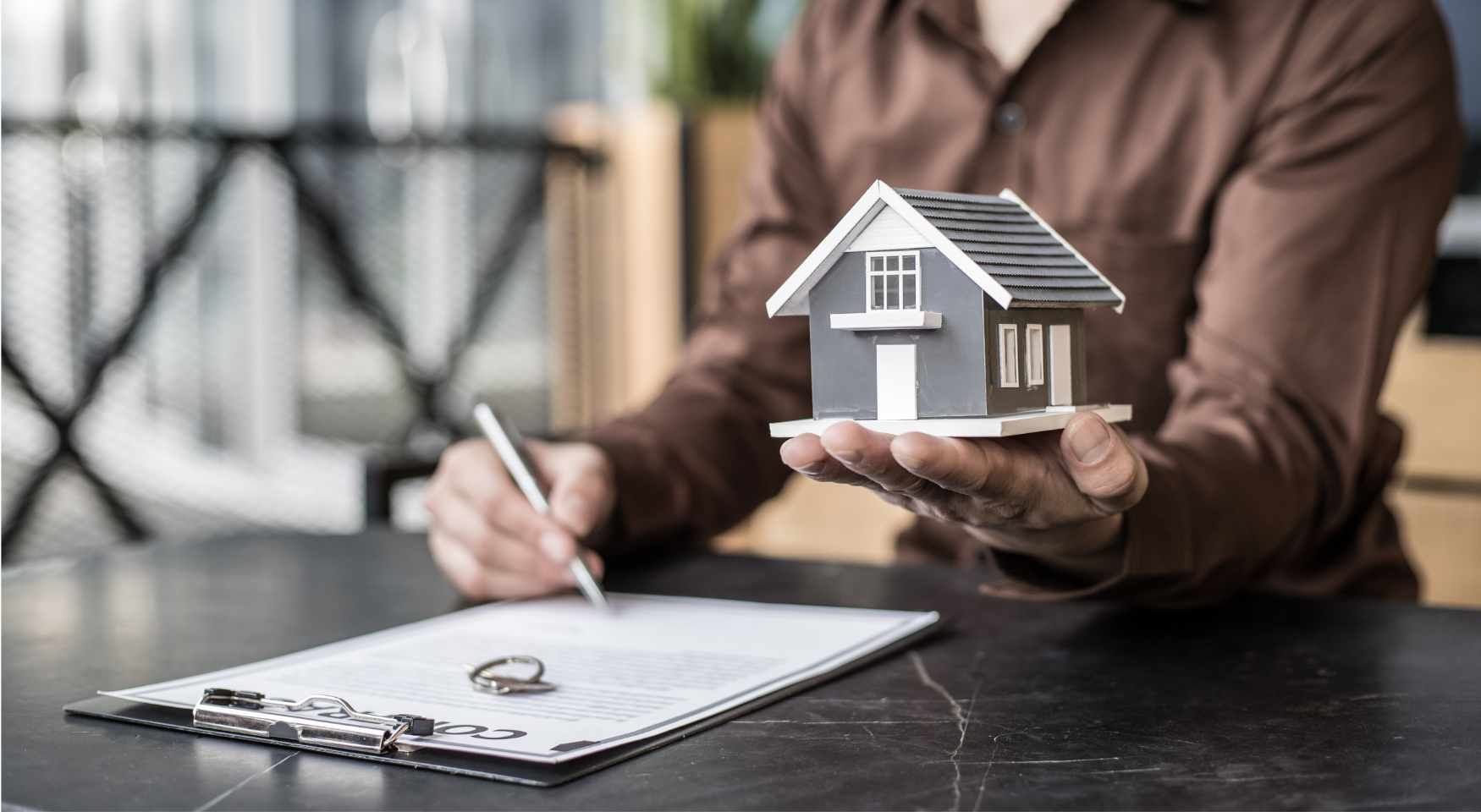 Guía esencial para comprar una casa en España: Pasos a seguir y consejos para tomar la decisión perfecta