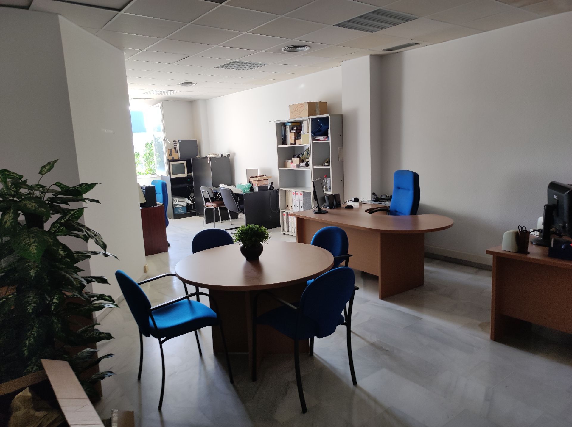 Oficina en Mairena del Aljarafe, alquiler