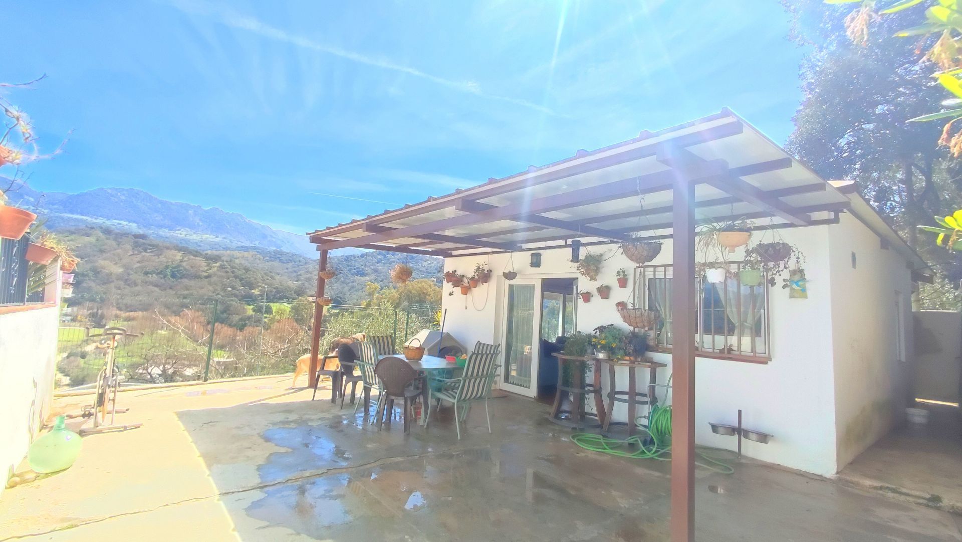 Casa de campo en Cortes de la Frontera, Casa en Cañada del Real Tesoro, venta