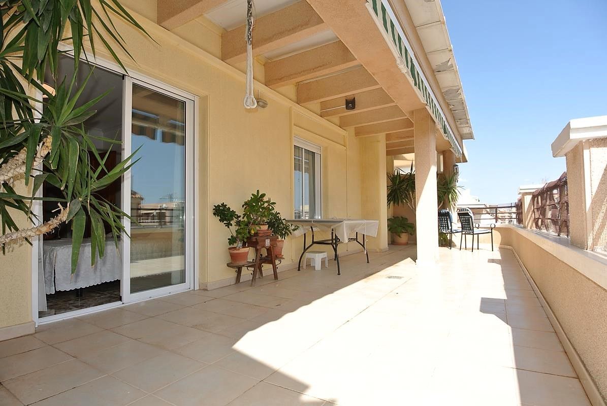 Penthouse in Torrevieja, CENTRO, for sale