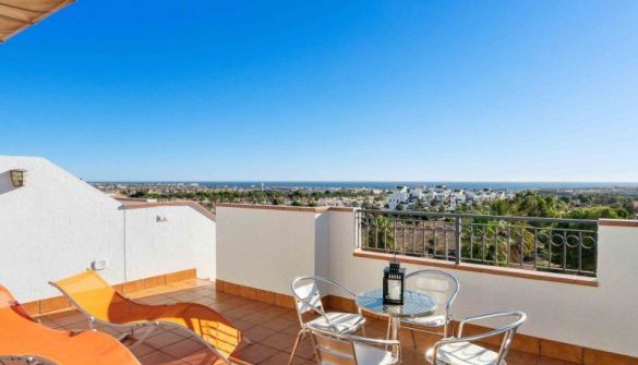 Penthouse in Orihuela Costa, Los Dolses, for sale