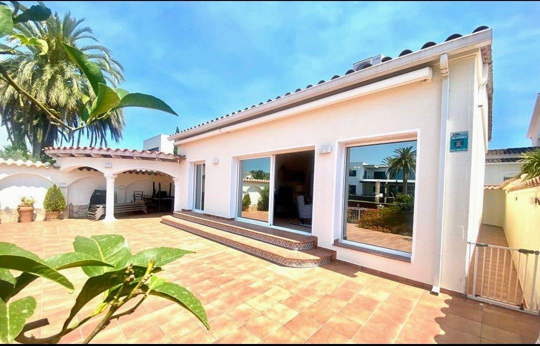 Villa à Empuriabrava, vente