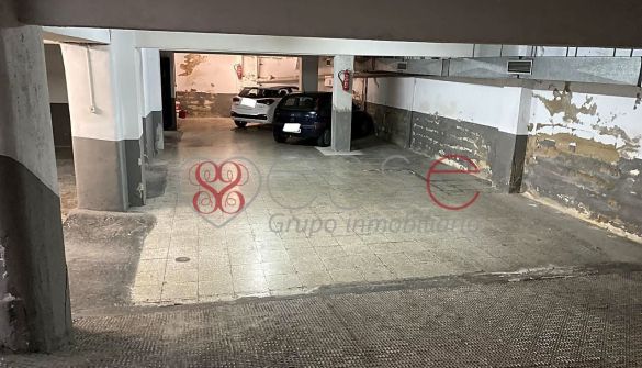 Garage in Elche, for sale