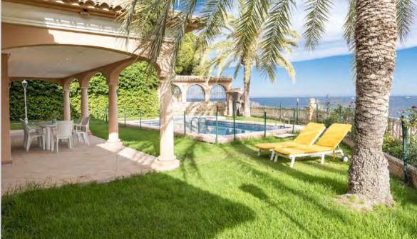 Luxury Villa in Villajoyosa, for sale