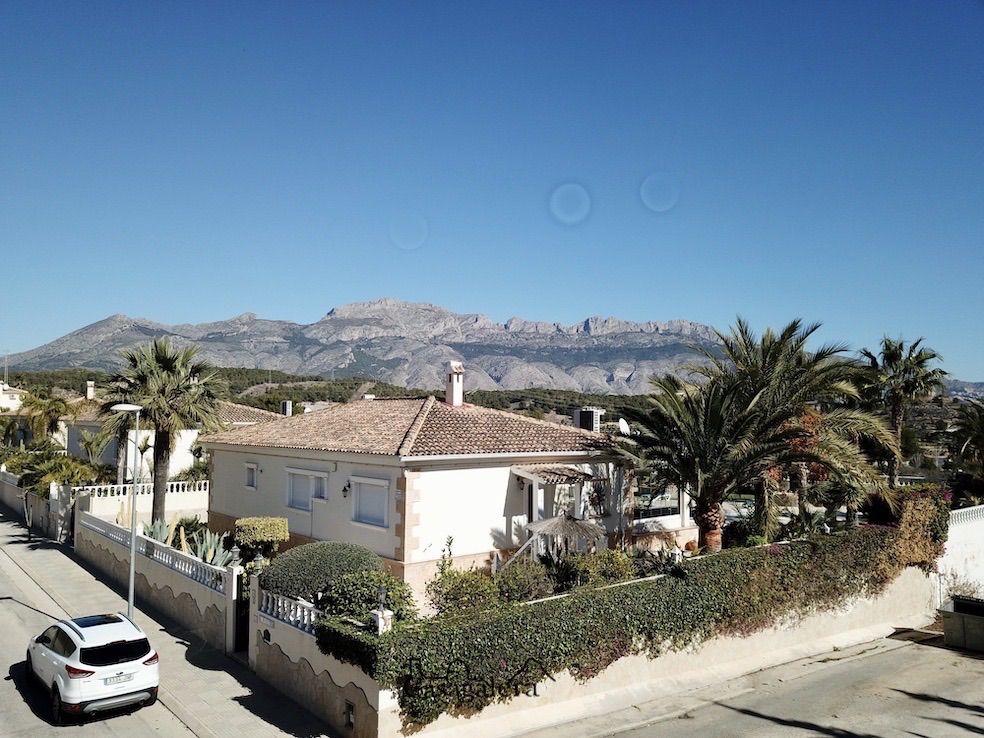 Villa in La Nucía, te koop