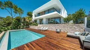 Foreigners buy half of the houses sold in the Canary Islands in 2022