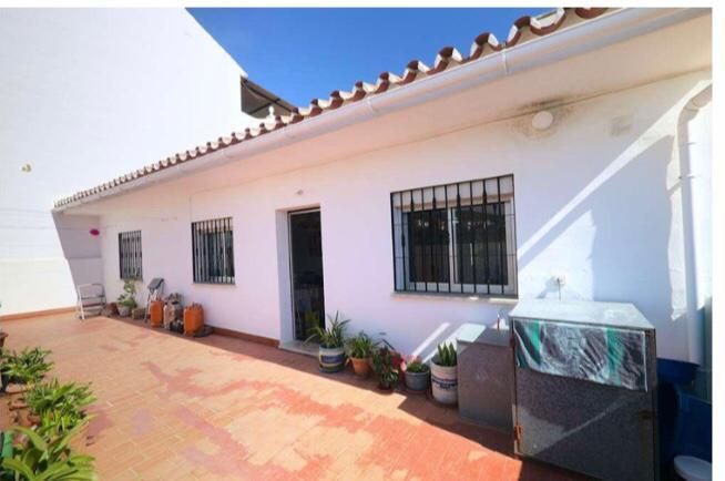 Casa adosada en Vélez-Málaga, venta