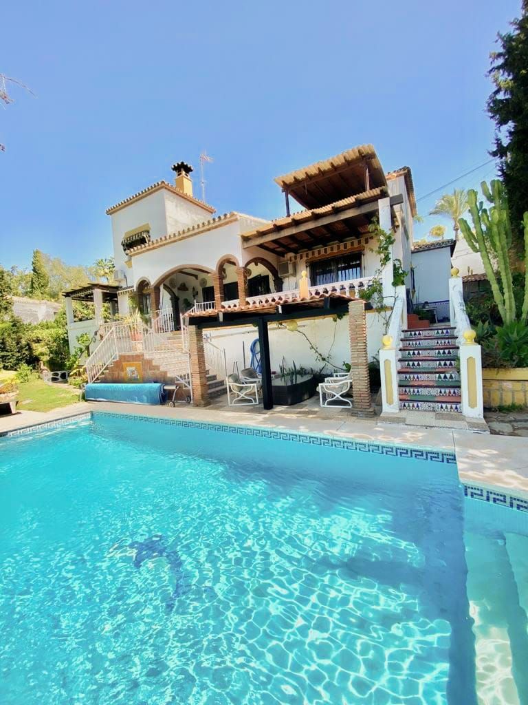 Villa di lusso in Mijas Costa, vendita