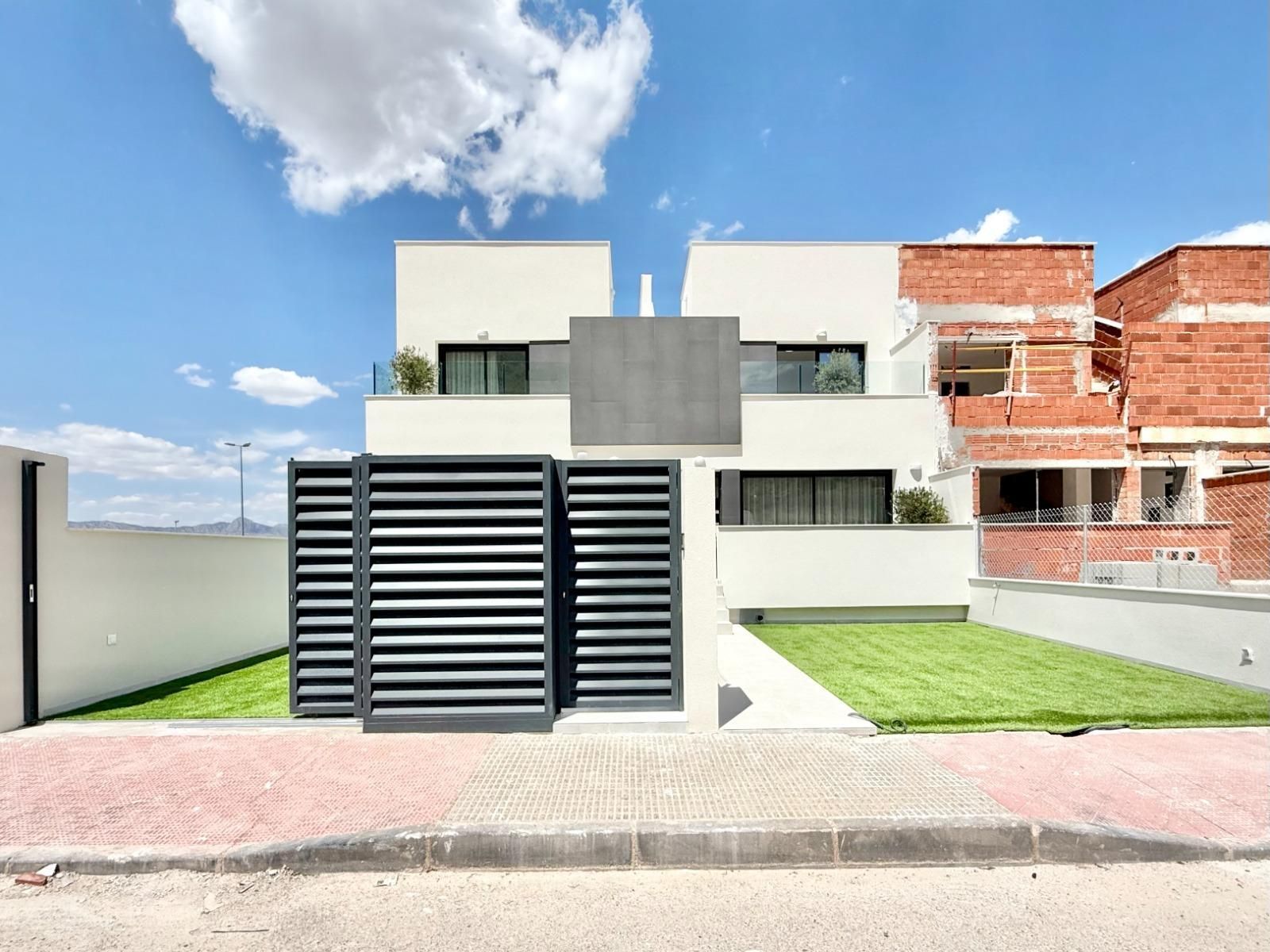 Dorpshuizen in Cox, San Fernando, te koop