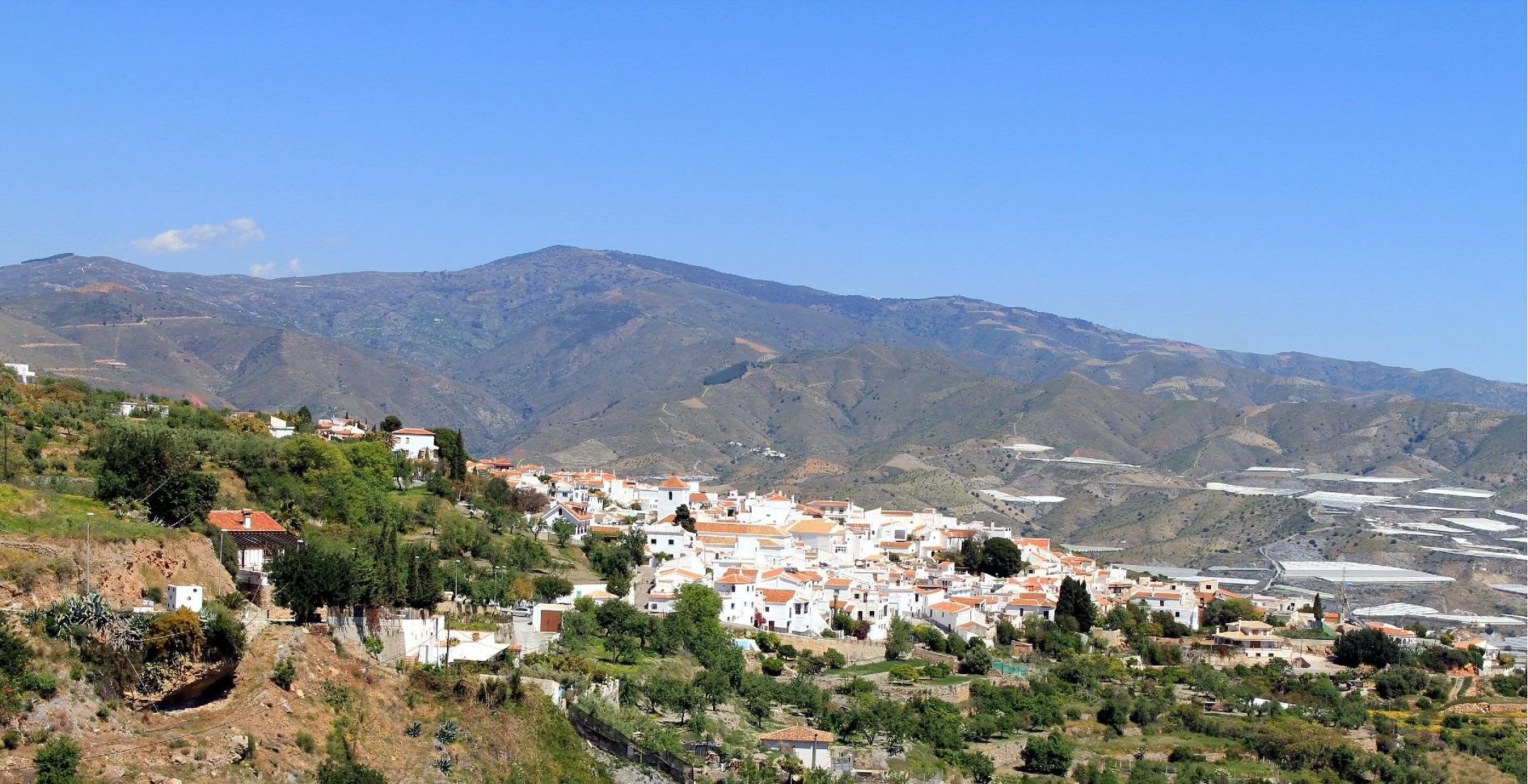 Descubre la magia de Gualchos: Un tesoro escondido en la Costa Tropical