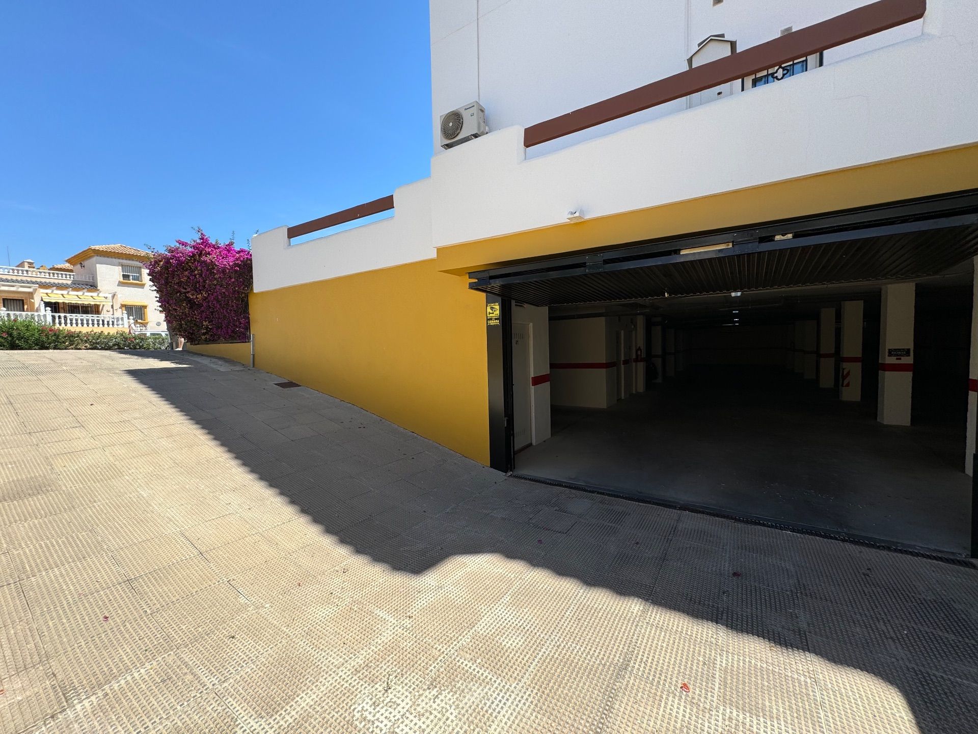 Garage in Orihuela, for rent