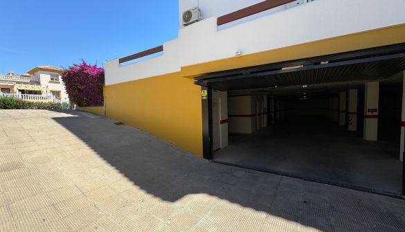 Garage in Orihuela, for rent