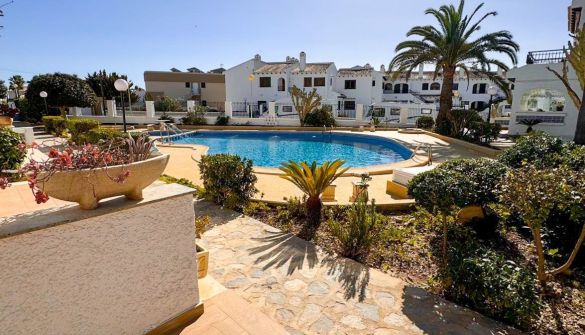 Geschakelde woningen in Orihuela Costa, te huur