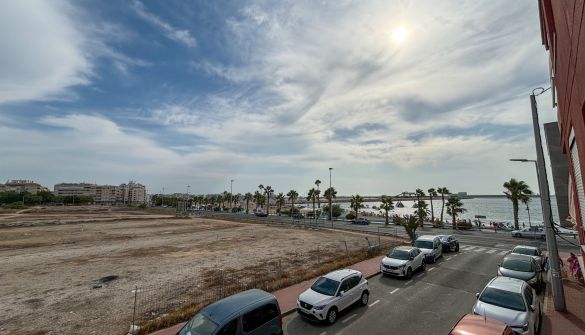 Appartement in Torrevieja, Torrevieja Centro, te huur