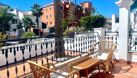 Casa adosada en Orihuela Costa, alquiler