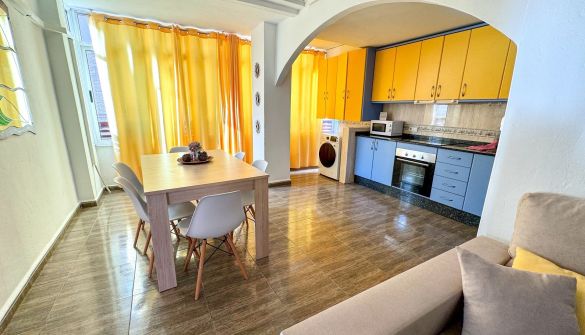 Appartement in Torrevieja, Torrevieja Centro, te huur