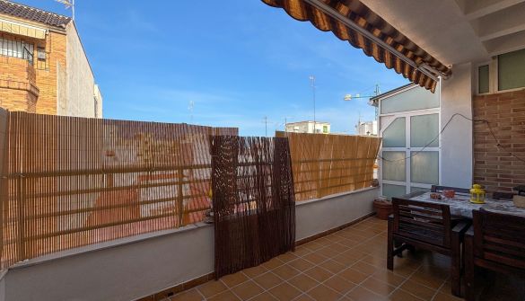 Penthouse in Torrevieja, Torrevieja Centro, te huur