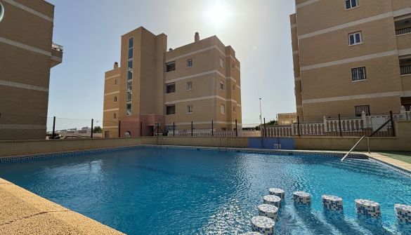 Apartamento en Torrevieja, Torrevieja Centro, alquiler