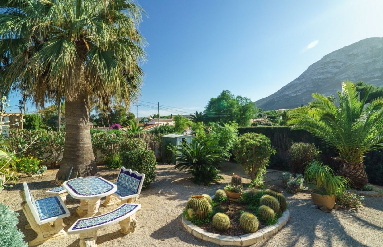 Villa en venta en Dénia zona ALQUERIES