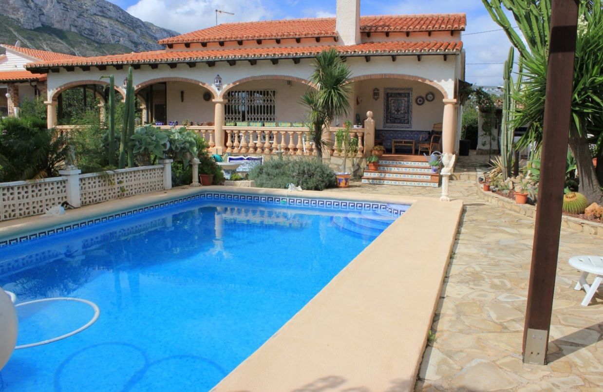 Villa à Dénia, ALQUERIES, vente