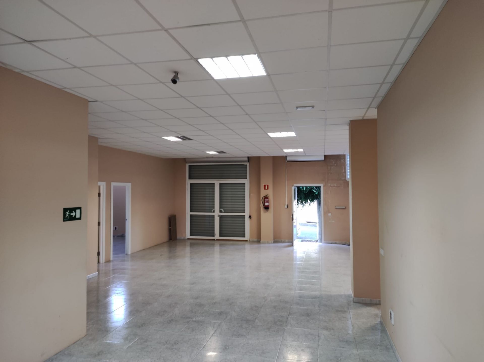 Local comercial en Las Palmas de Gran Canaria, Tamaraceite, venta