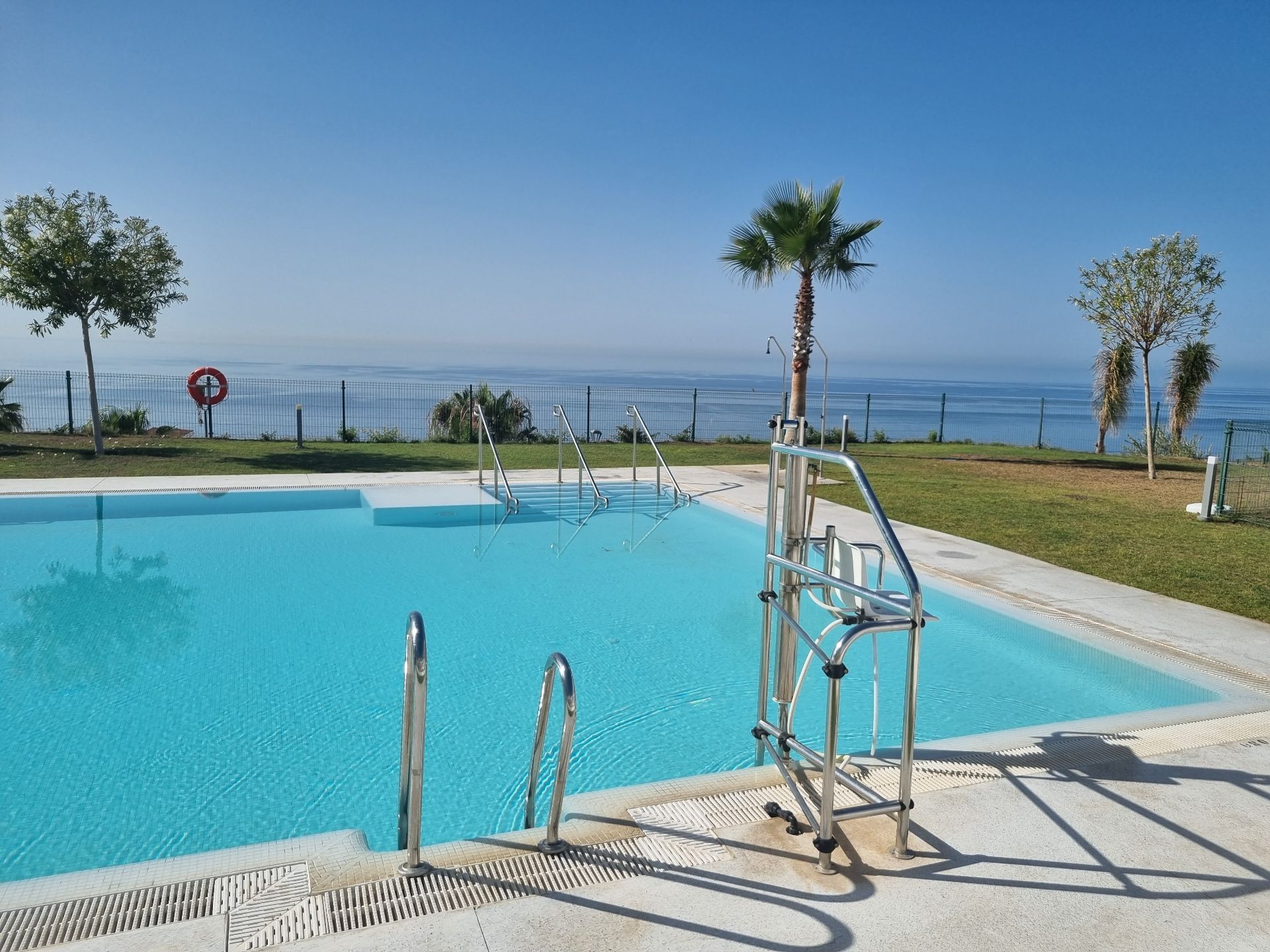 Appartement in Torrox Costa, te huur