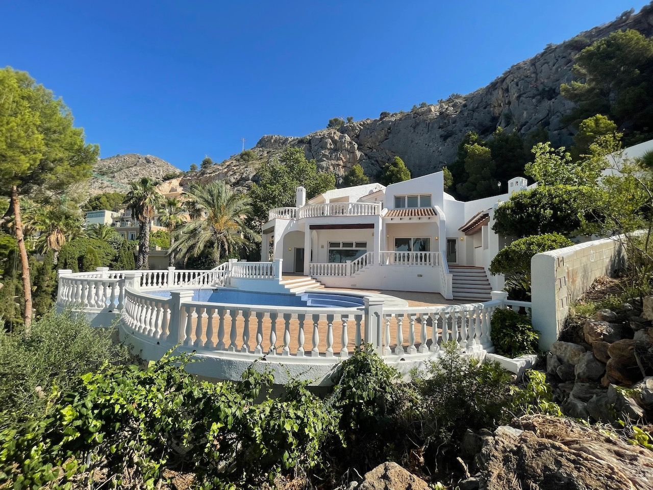 Villa in Altea, for sale