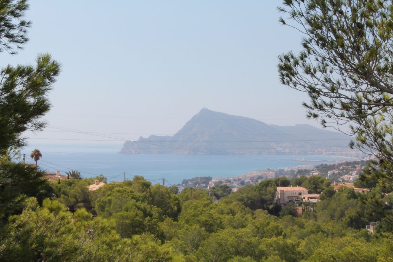 Plot in Altea, for sale