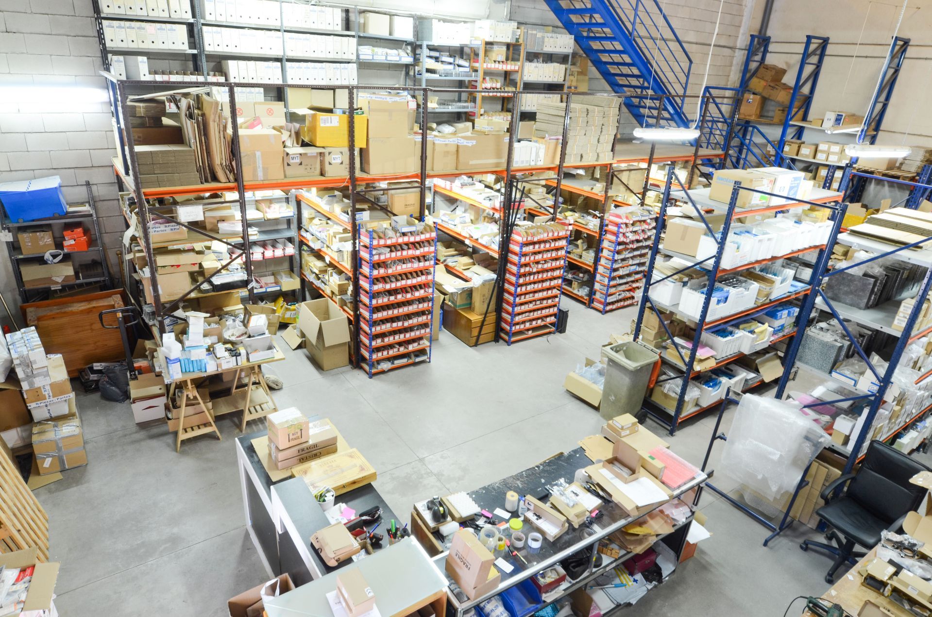 Nave en Villanueva de la Cañada, venta