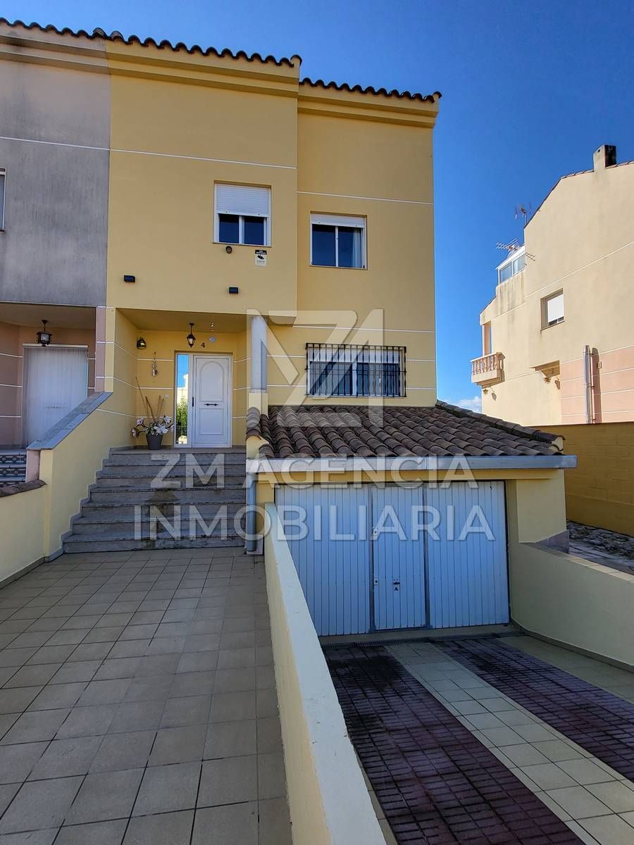 Вилла в San Rafael del Río, продажа