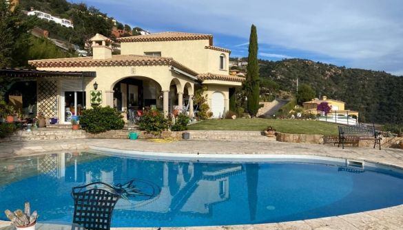 Casa / Chalet en Castell-Platja d'Aro, venta