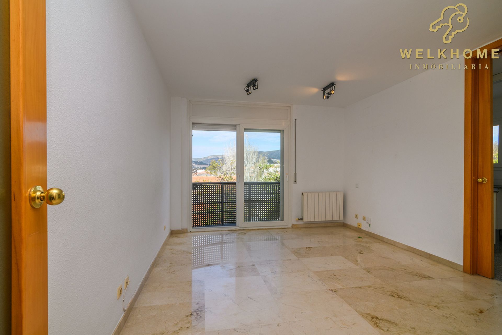 pisos en castelldefels ·  379000€