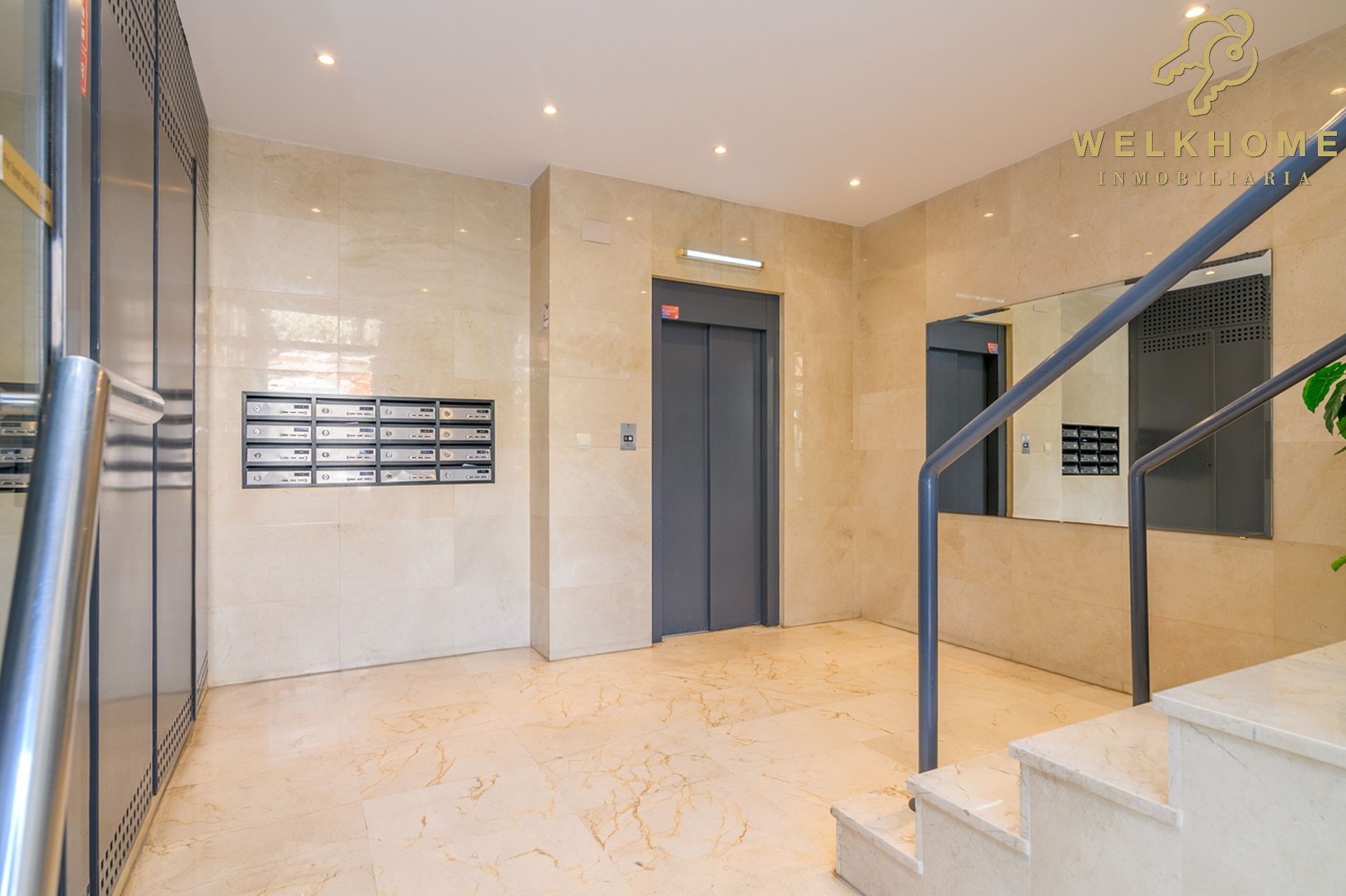 pisos en castelldefels ·  379000€