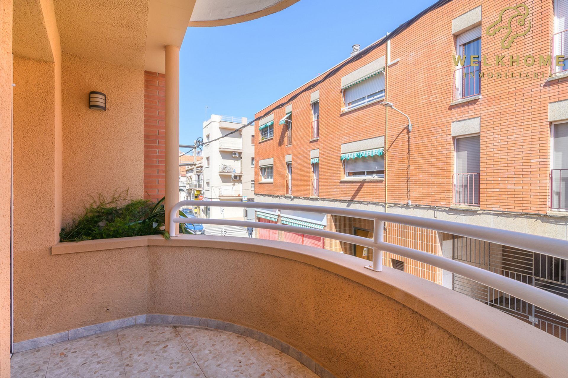 casas--chalets en gava ·  825000€