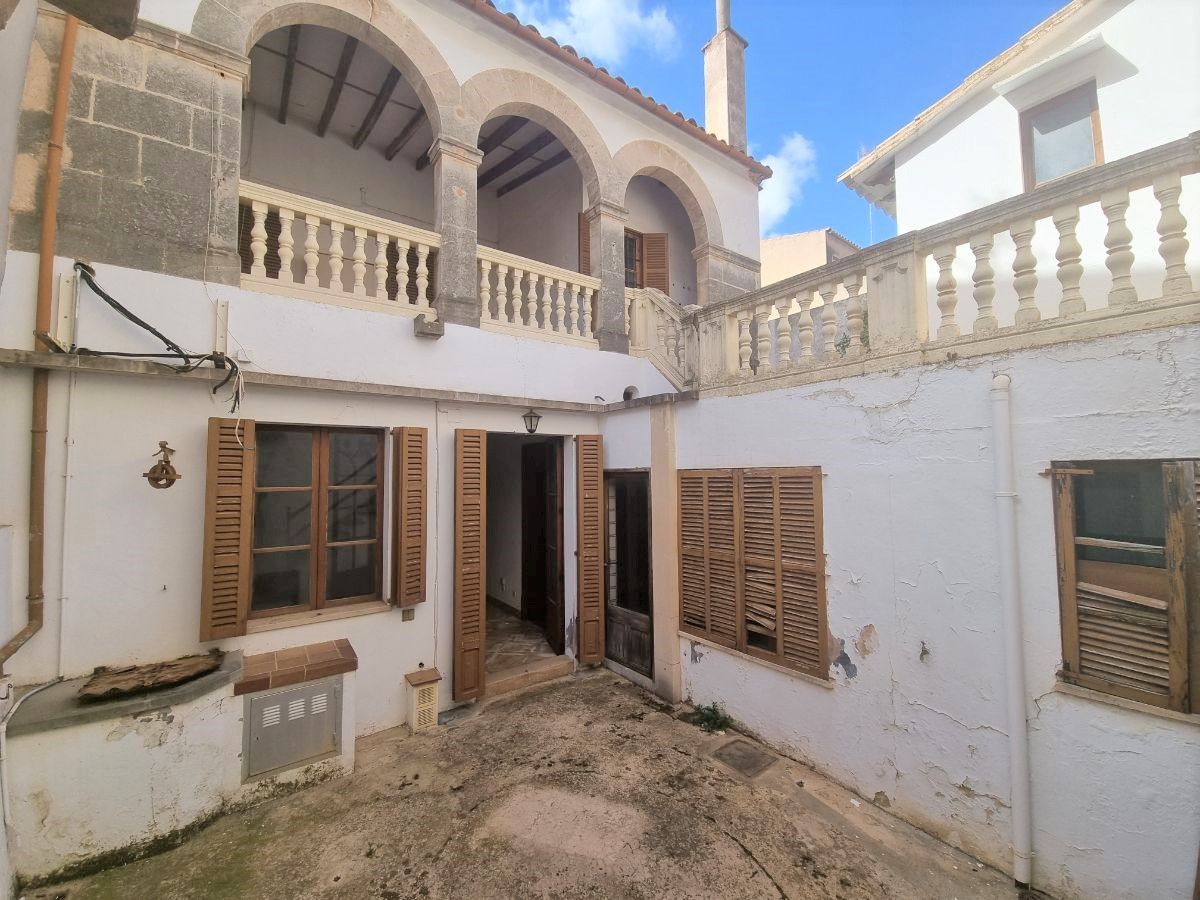 Terraced House in Llucmajor, Llucmajor pueblo, for sale