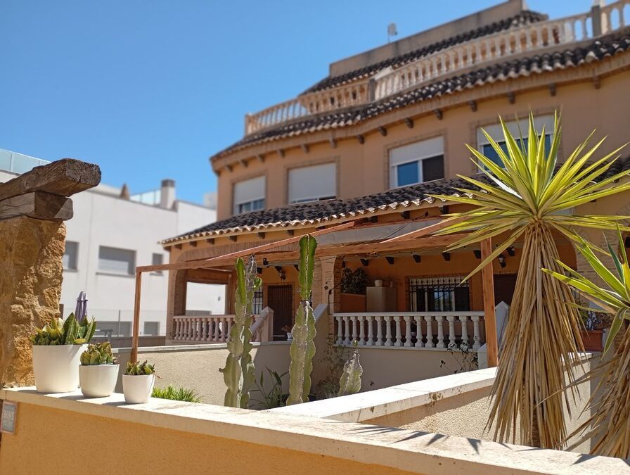 Casa de pueblo en Guardamar del Segura, Costa Blanca, venta