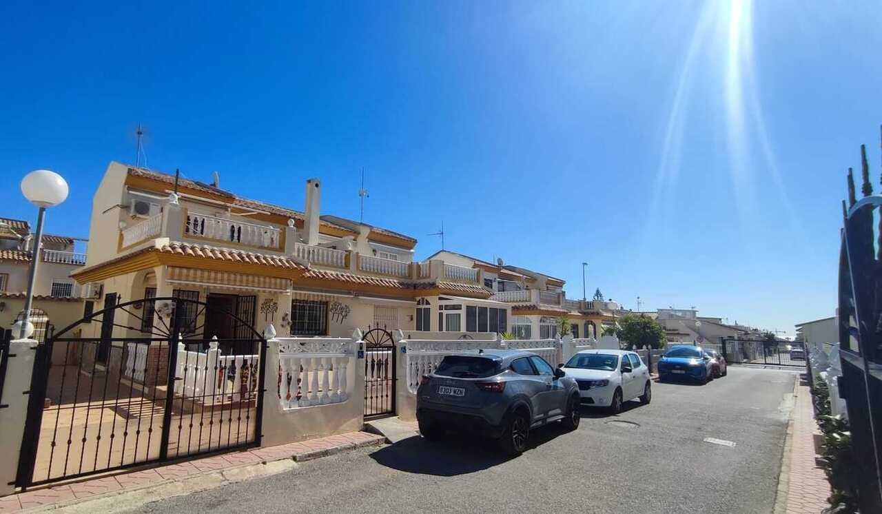 Maison de village à Playa Flamenca, Costa Blanca, vente