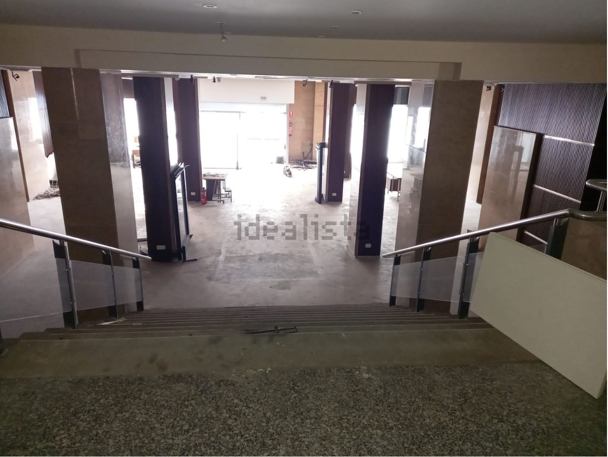 Local comercial en Valencia, Extramurs L'Olivereta, venta