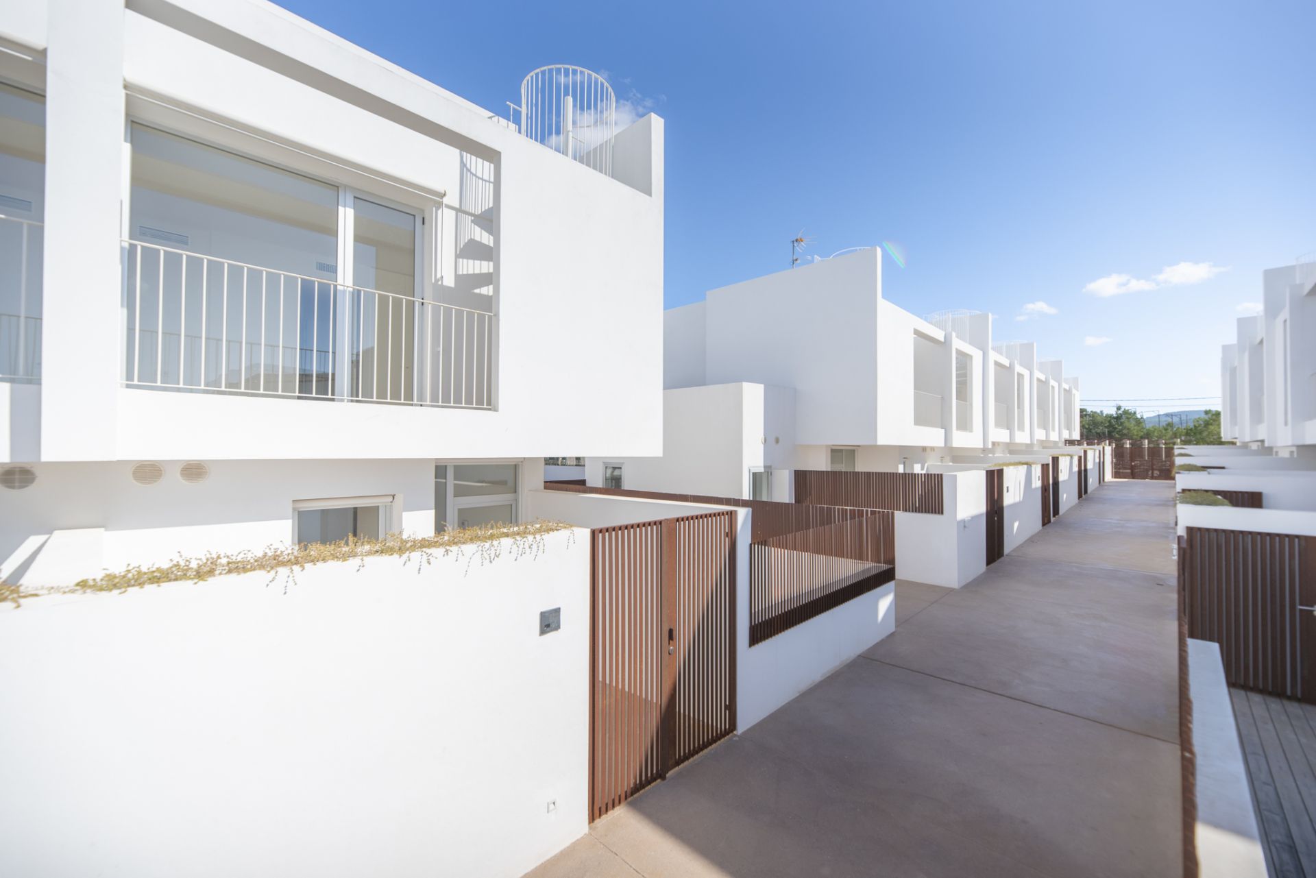 Selling Your House in Spain as a Foreign Seller: A Comprehensive Guide by OA Ibiza Real Estate