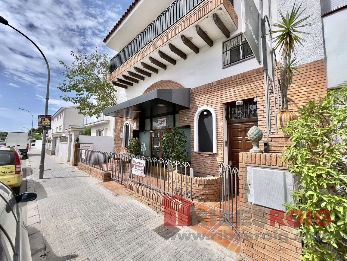 Local comercial en Sant Pere de Ribes, Centre, alquiler