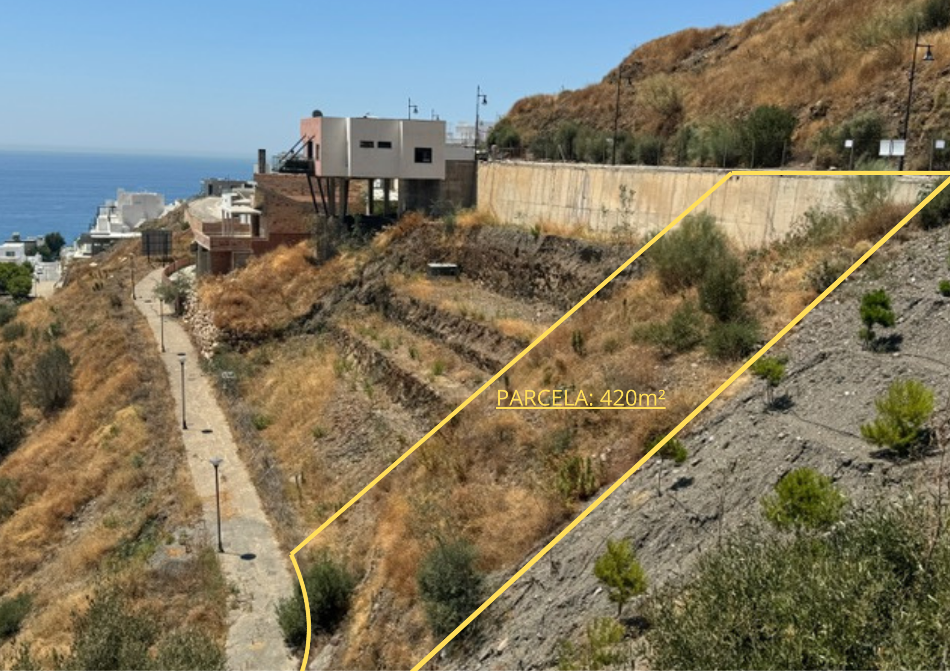 Terreno en venta en Torrox Costa