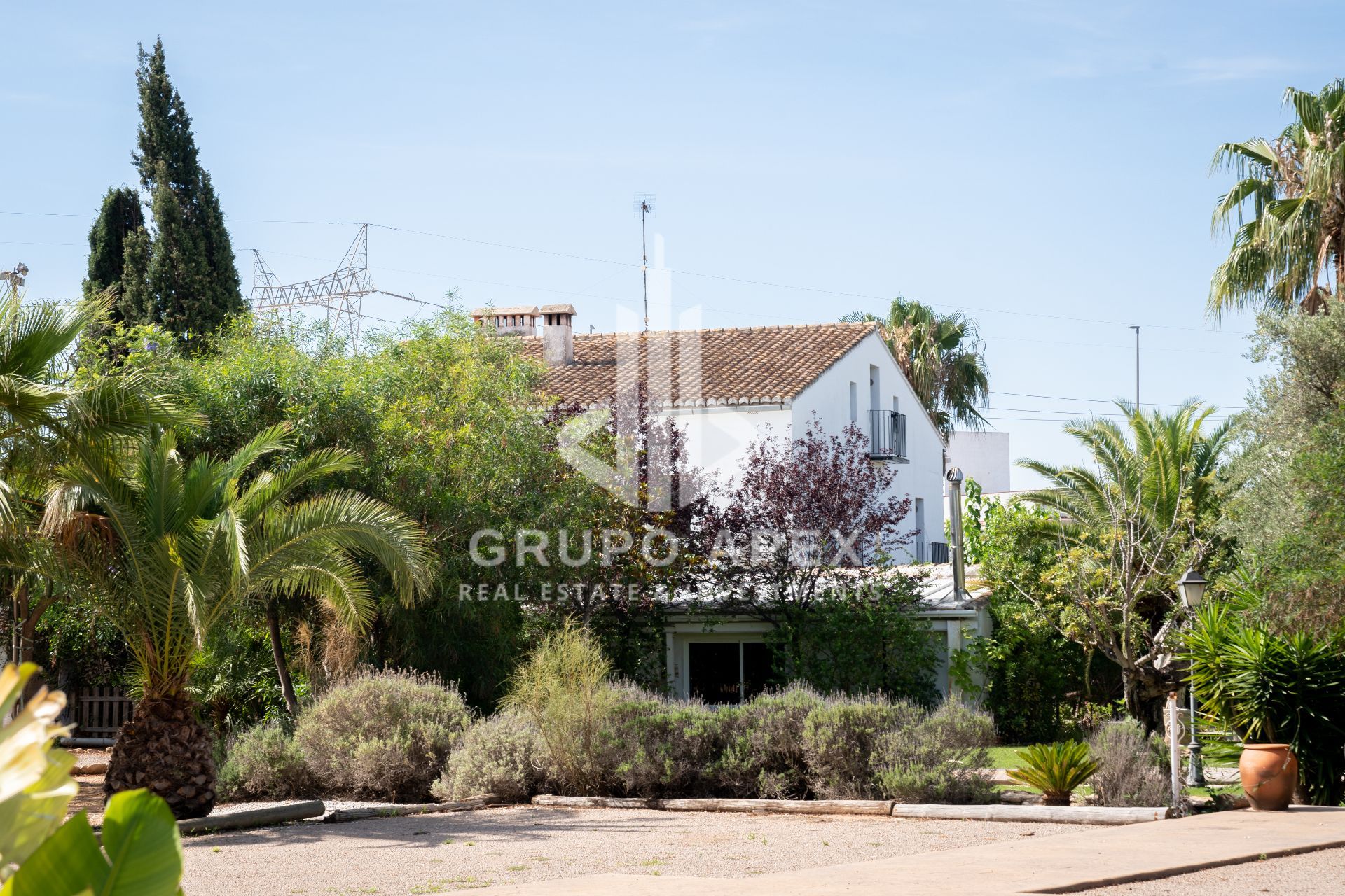 Villa de Lujo en San Antonio de Benagéber, venta