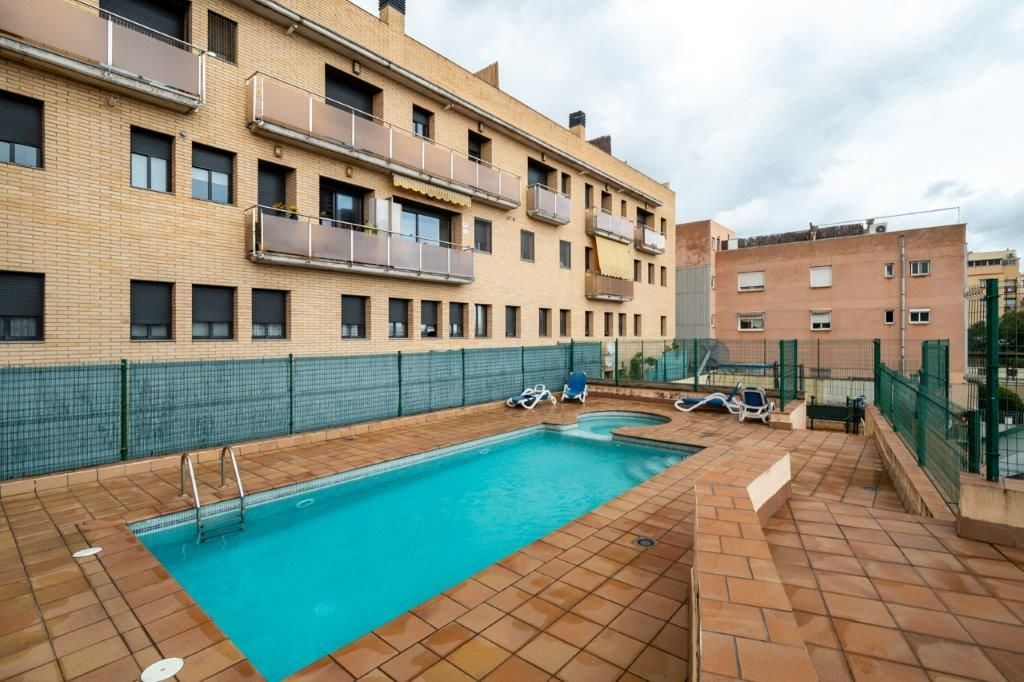 Piso en Santa Coloma de Gramenet, Llatí, venta