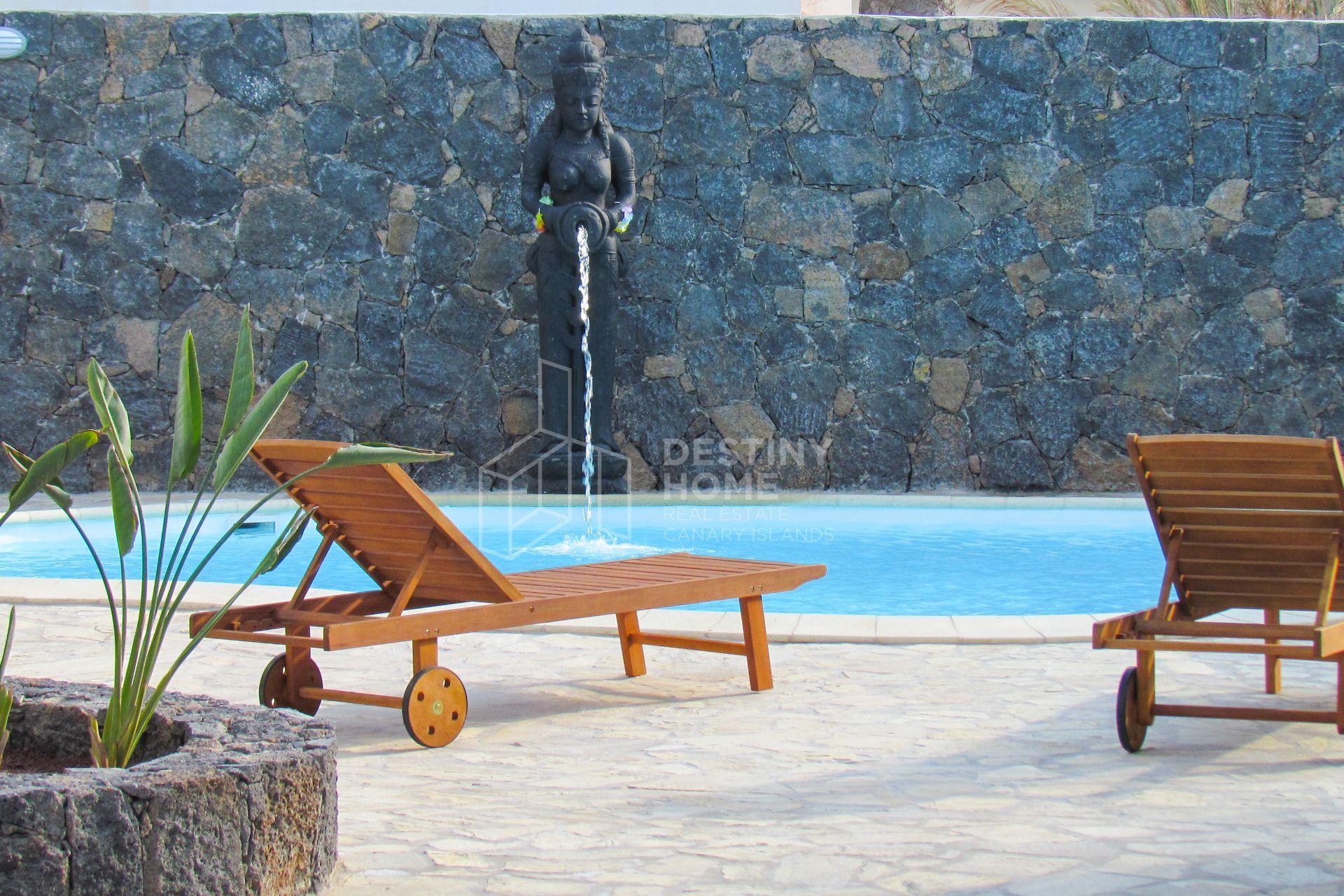 House in Corralejo - Image 2