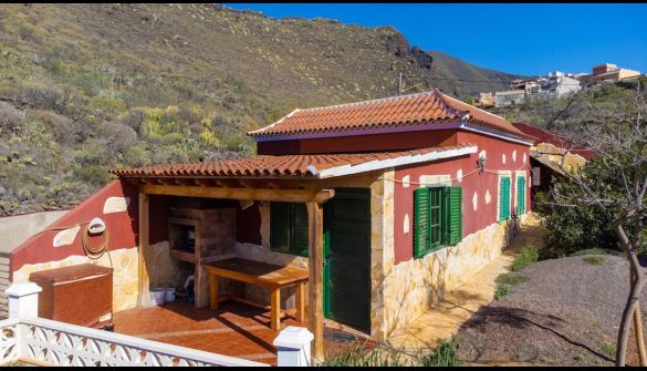 Вилла в Santiago del Teide, Santiago del Teide - Tamaimo, продажа