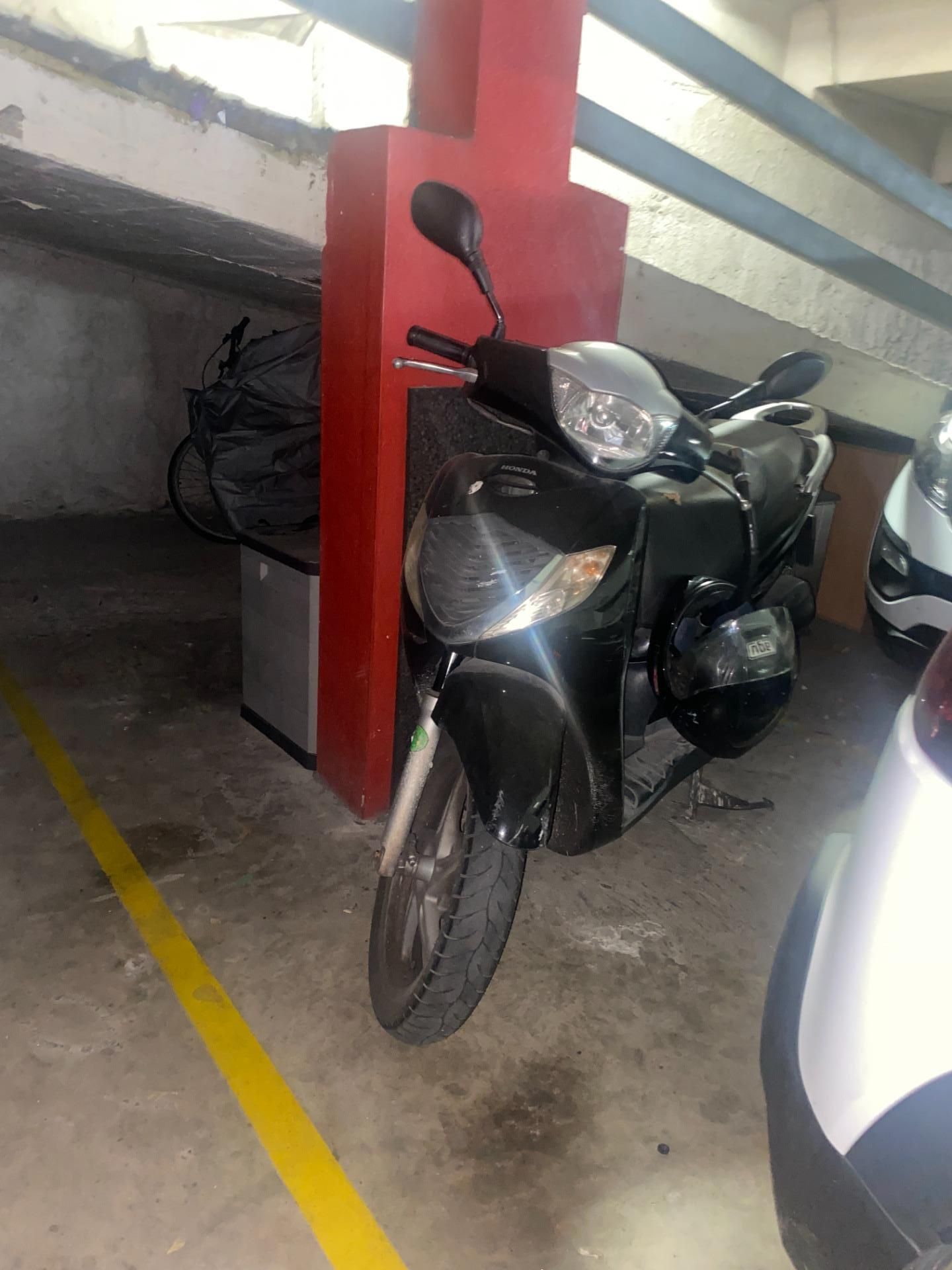 garaje--parking en sant-feliu-de-llobregat · la-falguera 24000€