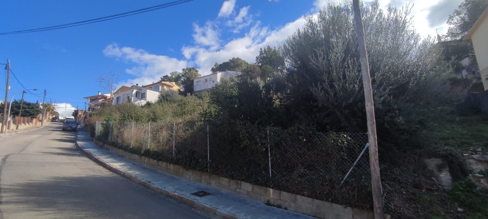 parcela en vallirana · can-batlle 216000€