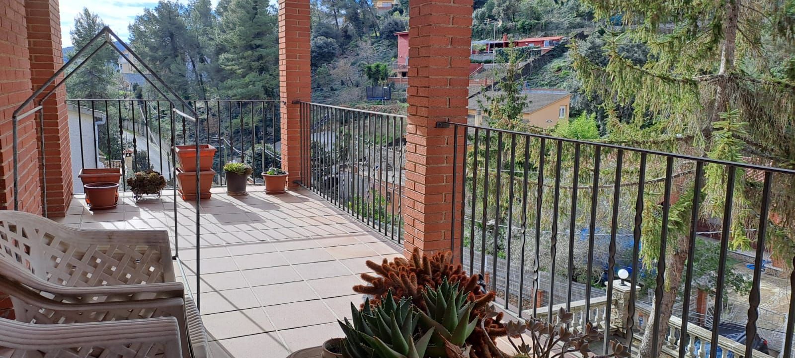 casa--chalet en vallirana · pla-pelac--penya-forcada 440000€