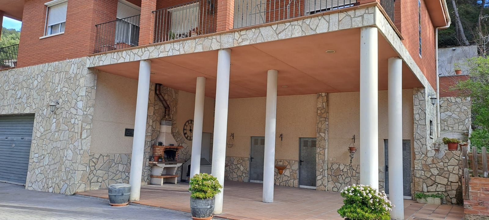 casa--chalet en vallirana · pla-pelac--penya-forcada 440000€